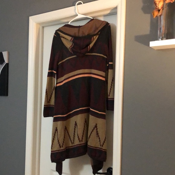 Cardigan - Picture 2 of 2